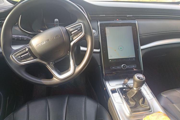 Used Roewe RX5 MAX 2019 300TGI Manual 4G Connect Luxury Edition Center Console