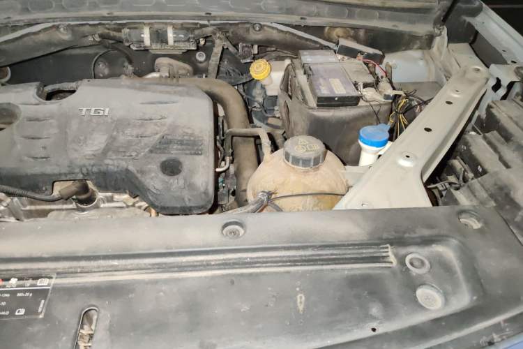 Used Roewe RX5 MAX 2019 300TGI Automatic 4G Connect Luxury Edition Engine Bay Left