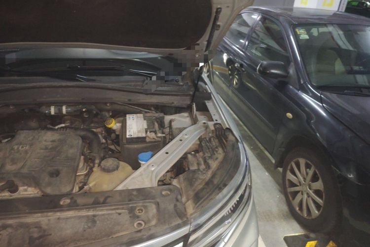 Used Roewe RX5 MAX 2019 300TGI Automatic 4G Connect Luxury Edition Engine Bay Left