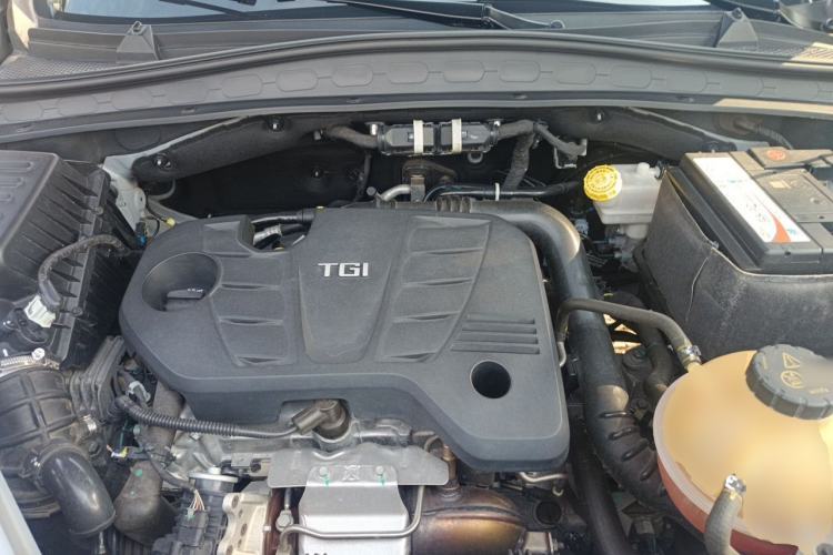 Used Roewe RX5 MAX 2019 300TGI Manual 4G Connect Luxury Edition Engine Bay