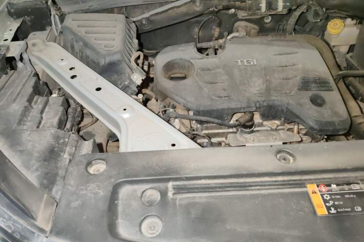 Used Roewe RX5 MAX 2019 300TGI Automatic 4G Connect Luxury Edition Engine Bay Right