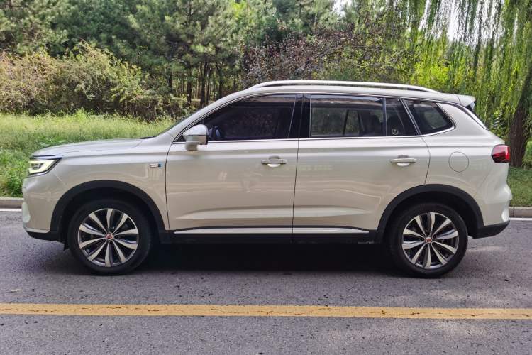 Used Roewe RX5 MAX 2019 300TGI Automatic Smart Cabin Luxury Edition Exterior 3