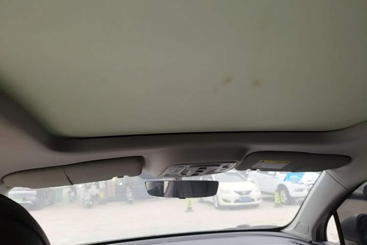 Used Roewe RX5 MAX 2019 300TGI Automatic 4G Connect Luxury Edition Headliner