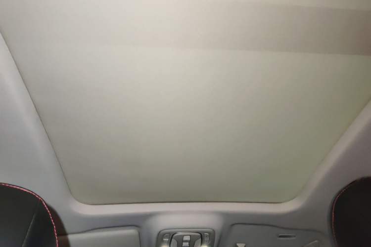 Used Roewe RX5 MAX 2019 300TGI Automatic 4G Connect Luxury Edition Headliner