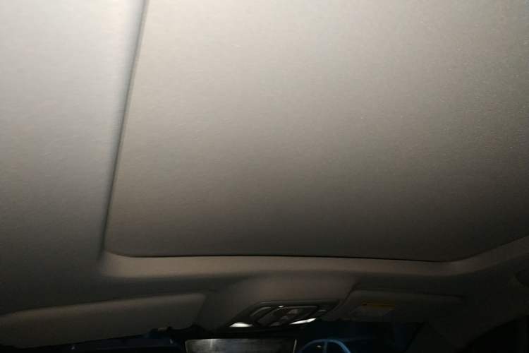 Used Roewe RX5 MAX 2019 300TGI Automatic Smart Cabin Luxury Edition Headliner