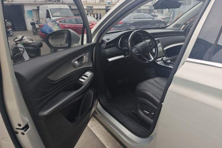 Used Roewe RX5 MAX 2019 400TGI Automatic Smart Cabin Flagship Edition Interior 3