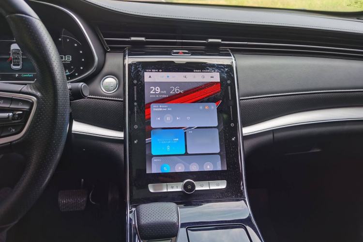 Used Roewe RX5 MAX 2019 300TGI Automatic Smart Cabin Luxury Edition Interior 4