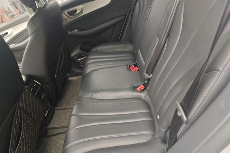 Used Roewe RX5 MAX 2019 400TGI Automatic Smart Cabin Flagship Edition Interior 4