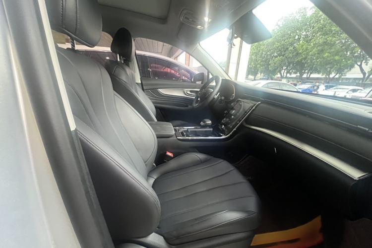 Used Roewe RX5 MAX 2019 400TGI Automatic 4G Connect Luxury Edition Interior 6