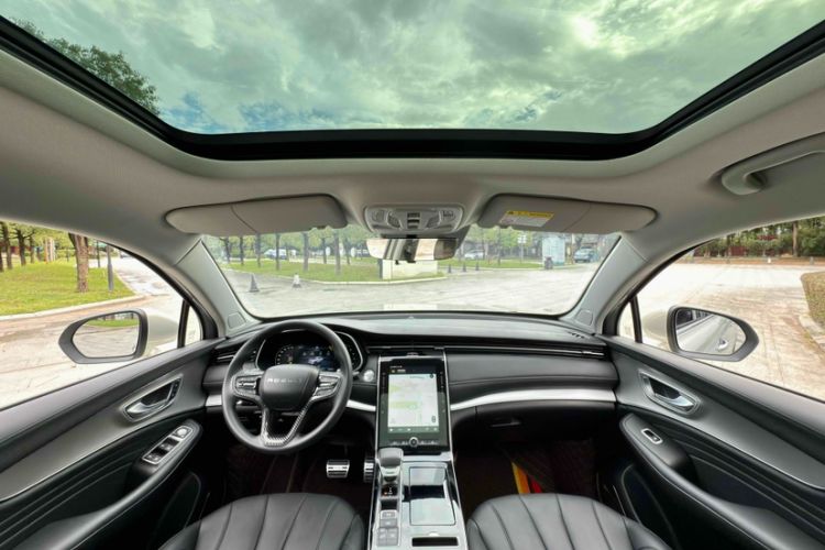 Used Roewe RX5 MAX 2019 400TGI Automatic 4G Connect Luxury Edition Interior 7