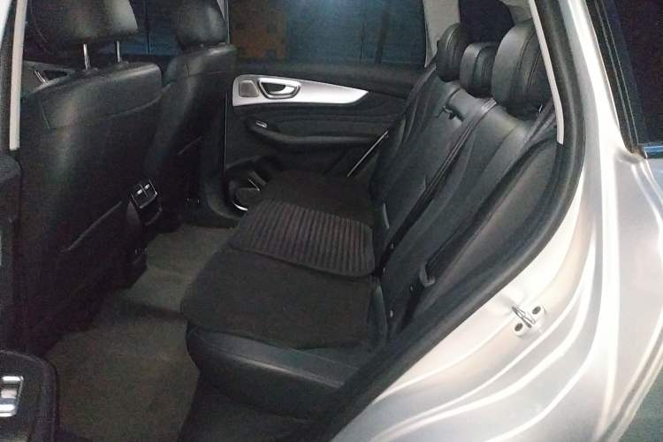Used Roewe RX5 MAX 2019 300TGI Automatic Smart Cabin Luxury Edition Left Rear Seat