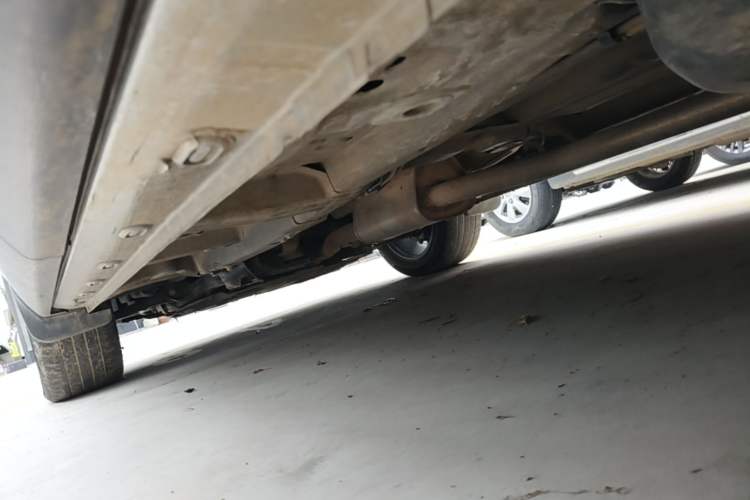 Used Roewe RX5 MAX 2019 300TGI Automatic 4G Connect Luxury Edition Left Side Sill