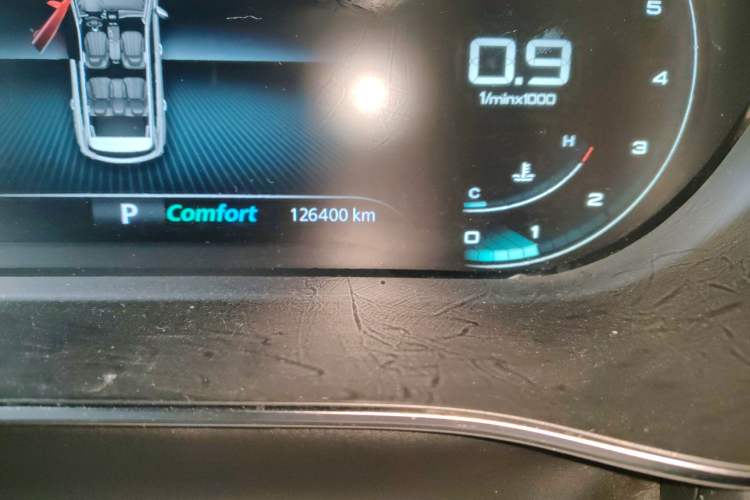 Used Roewe RX5 MAX 2019 300TGI Automatic 4G Connect Luxury Edition Odometer Close Up
