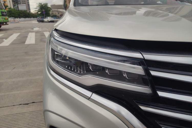 Used Roewe RX5 MAX 2019 300TGI Automatic 4G Connect Luxury Edition Right Front Headlight