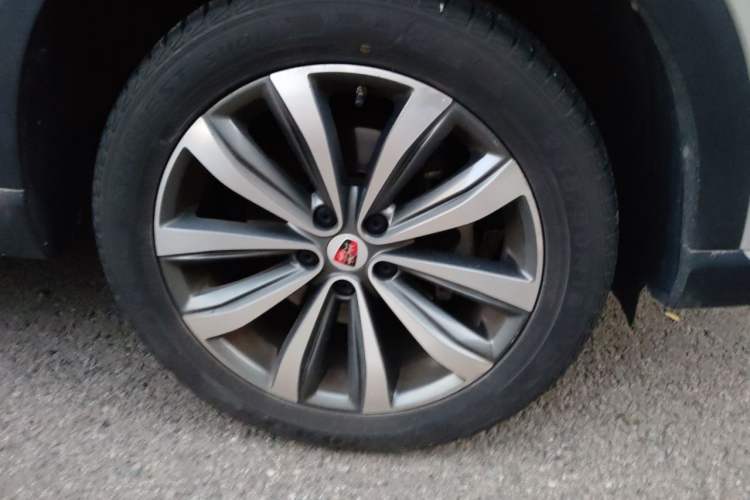 Used Roewe RX5 MAX 2019 300TGI Automatic Smart Cabin Luxury Edition Right Front Wheel Hub