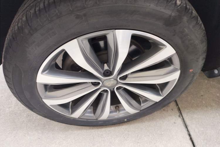 Used Roewe RX5 MAX 2019 300TGI Automatic Smart Cabin Luxury Edition Right Rear Wheel Hub
