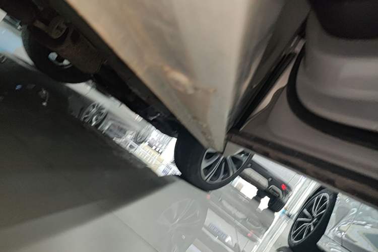 Used Roewe RX5 MAX 2019 300TGI Automatic Smart Cabin Flagship Edition Right Side Sill