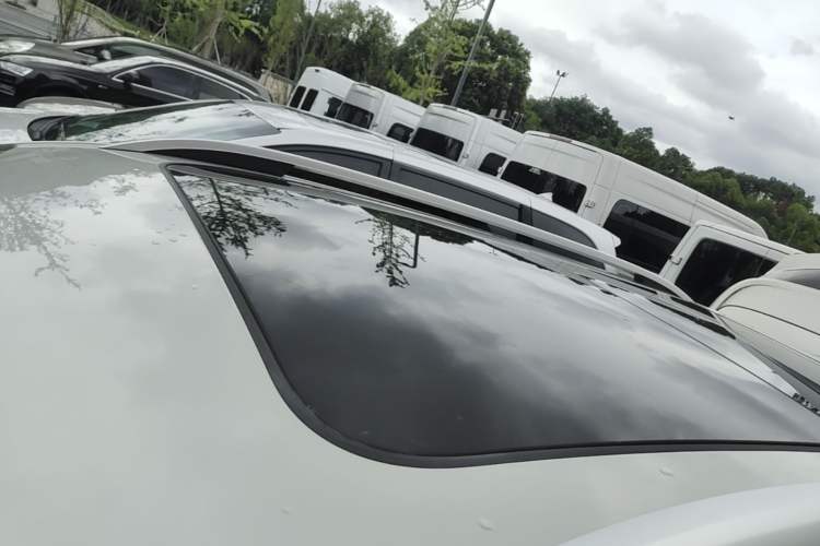 Used Roewe RX5 MAX 2019 300TGI Automatic Smart Cabin Luxury Edition Roof