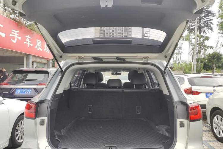Used Roewe RX5 MAX 2019 300TGI Automatic Smart Cabin Luxury Edition Trunk