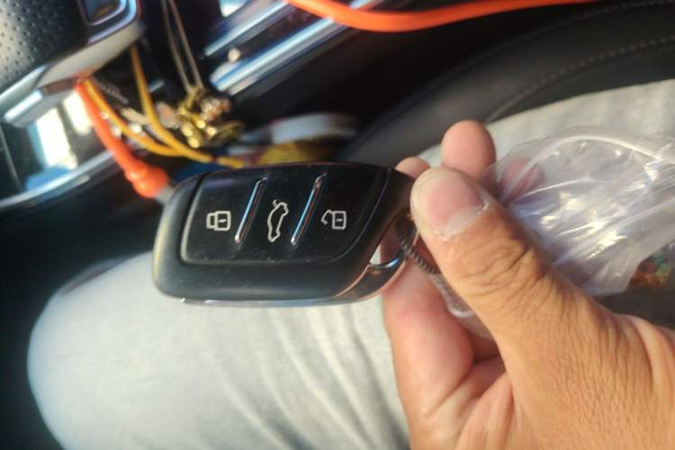 Used Roewe RX5 MAX 2019 400TGI Automatic Smart Cabin Flagship Edition Vehicle Key
