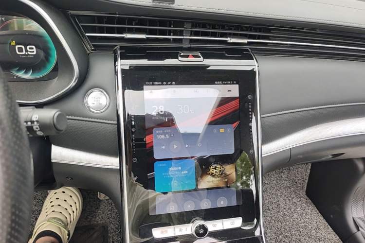 Used Roewe RX5 MAX 2019 400TGI Automatic Smart Cabin Flagship Edition Audio And AC Panel