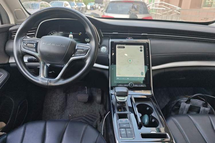 Used Roewe RX5 MAX 2019 400TGI Automatic 4G Connect Luxury Edition Center Console