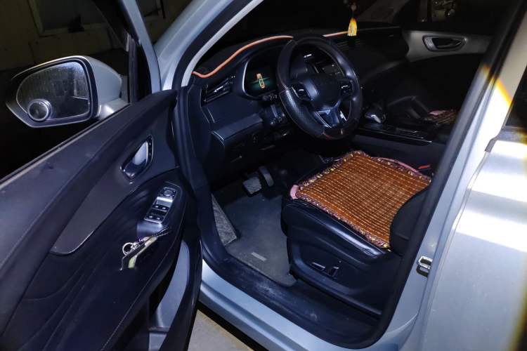 Used Roewe RX5 MAX 2019 300TGI Automatic 4G Connect Luxury Edition Driver Seat