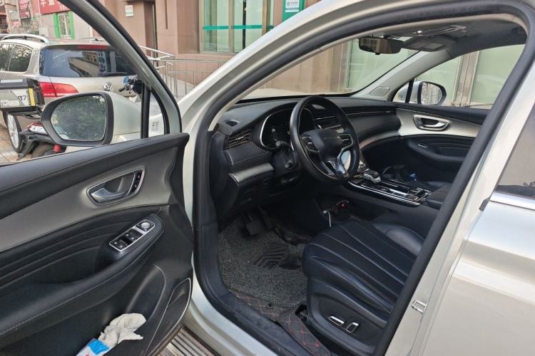Used Roewe RX5 MAX 2019 400TGI Automatic 4G Connect Luxury Edition Driver Seat