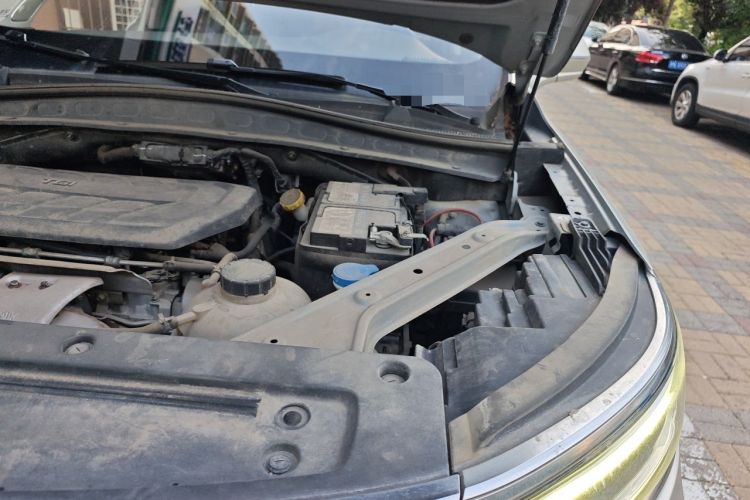 Used Roewe RX5 MAX 2019 400TGI Automatic 4G Connect Luxury Edition Engine Bay Left