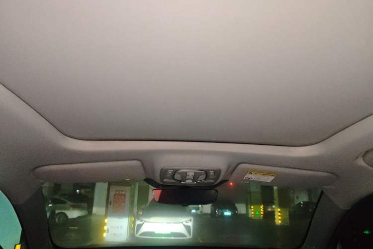 Used Roewe RX5 MAX 2019 300TGI Automatic Smart Cabin Luxury Edition Headliner