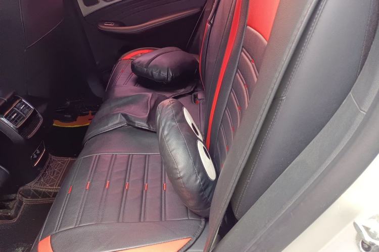 Used Roewe RX5 MAX 2019 300TGI Automatic 4G Connect Luxury Edition Left Rear Seat