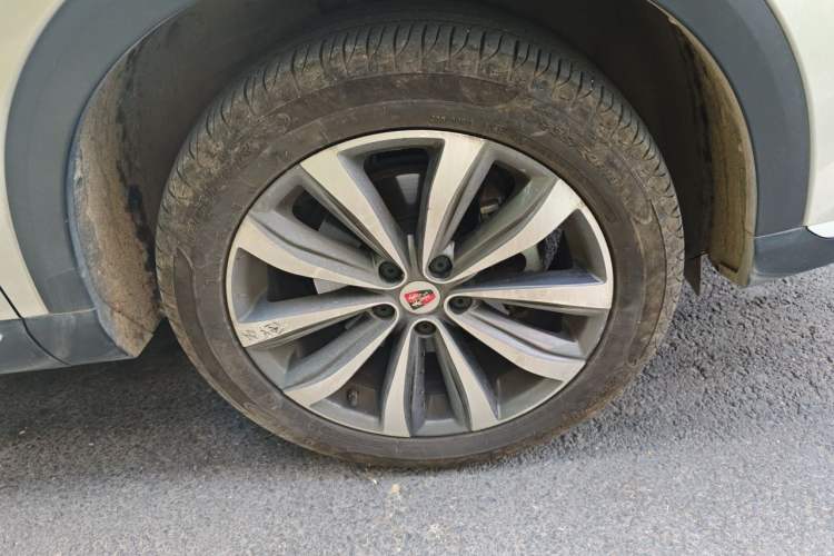 Used Roewe RX5 MAX 2019 300TGI Automatic Smart Cabin Flagship Edition Right Front Wheel Hub