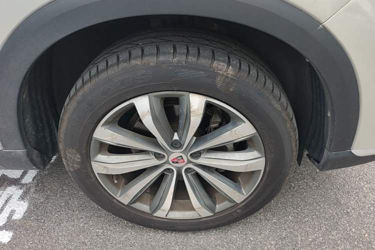 Used Roewe RX5 MAX 2019 400TGI Automatic Smart Cabin Flagship Edition Right Front Wheel Hub