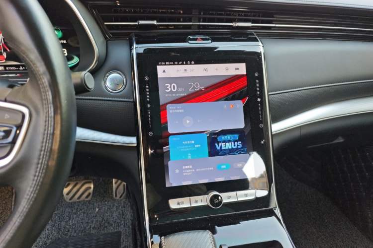 Used Roewe RX5 MAX 2019 300TGI Automatic Smart Cabin Flagship Edition Audio And AC Panel