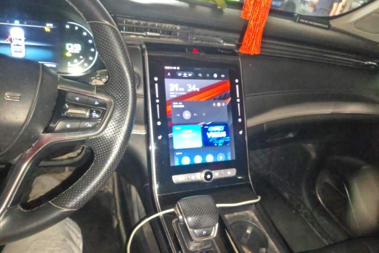 Used Roewe RX5 MAX 2019 400TGI Automatic Smart Cabin Luxury Edition Audio And AC Panel