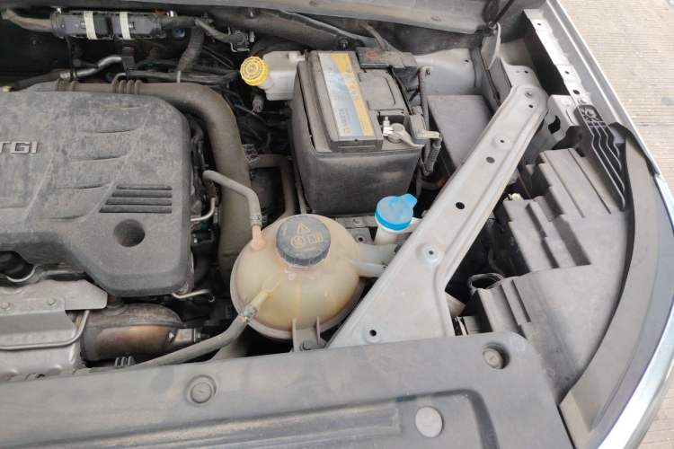 Used Roewe RX5 MAX 2019 300TGI Automatic Smart Cabin Luxury Edition Engine Bay Left