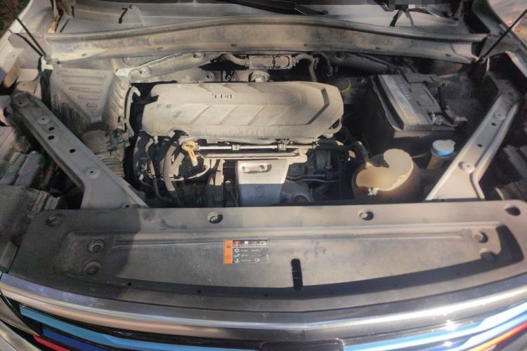 Used Roewe RX5 MAX 2019 400TGI Automatic Smart Cabin Flagship Edition Engine Bay