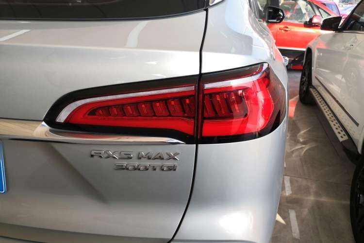 Used Roewe RX5 MAX 2019 300TGI Automatic 4G Connect Luxury Edition Exterior 6