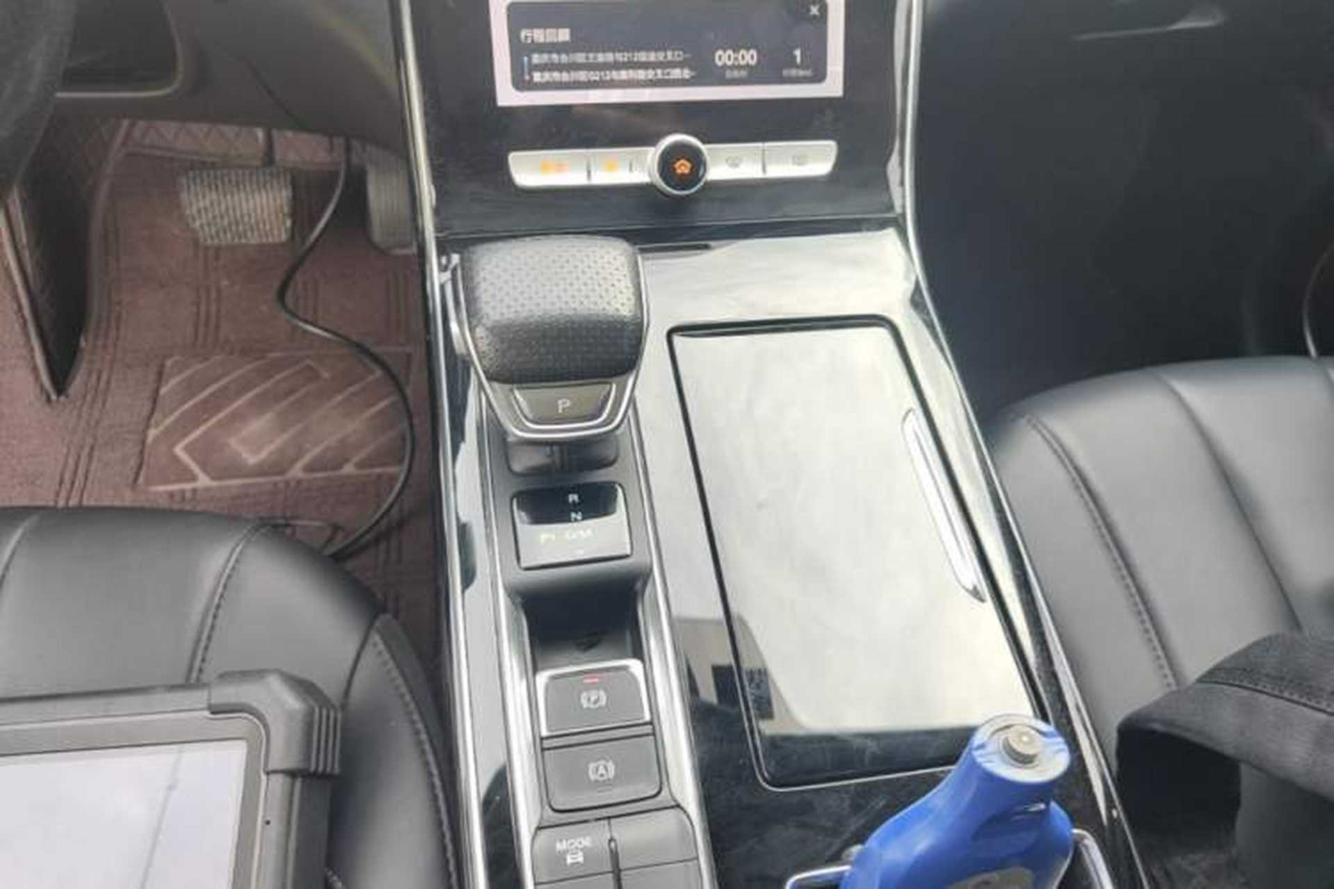 Used Roewe RX5 MAX 2019 300TGI Automatic Smart Cabin Luxury Edition Gear Lever
