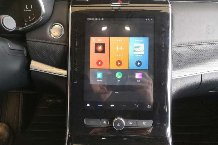 Used Roewe RX5 MAX 2019 300TGI Automatic 4G Connect Luxury Edition Interior 1