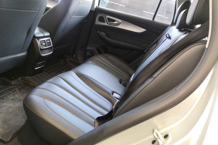 Used Roewe RX5 MAX 2019 300TGI Automatic 4G Connect Luxury Edition Interior 5
