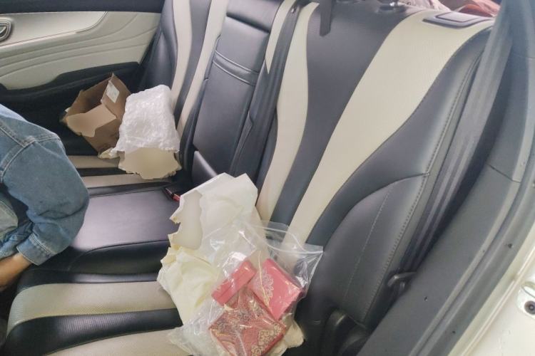 Used Roewe RX5 MAX 2019 400TGI Automatic All-Wheel Drive Smart Cabin Supreme Edition Left Rear Seat