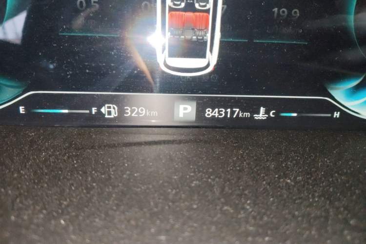 Used Roewe RX5 MAX 2019 400TGI Automatic All-Wheel Drive Smart Cabin Supreme Edition Odometer Close Up
