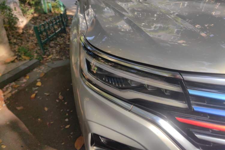 Used Roewe RX5 MAX 2019 400TGI Automatic Smart Cabin Flagship Edition Right Front Headlight