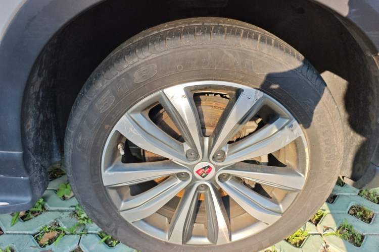 Used Roewe RX5 MAX 2019 300TGI Automatic Smart Cabin Flagship Edition Right Front Wheel Hub
