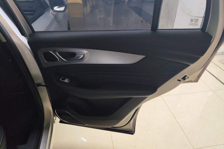 Used Roewe RX5 MAX 2019 300TGI Automatic Smart Cabin Luxury Edition Right Rear Door Interior