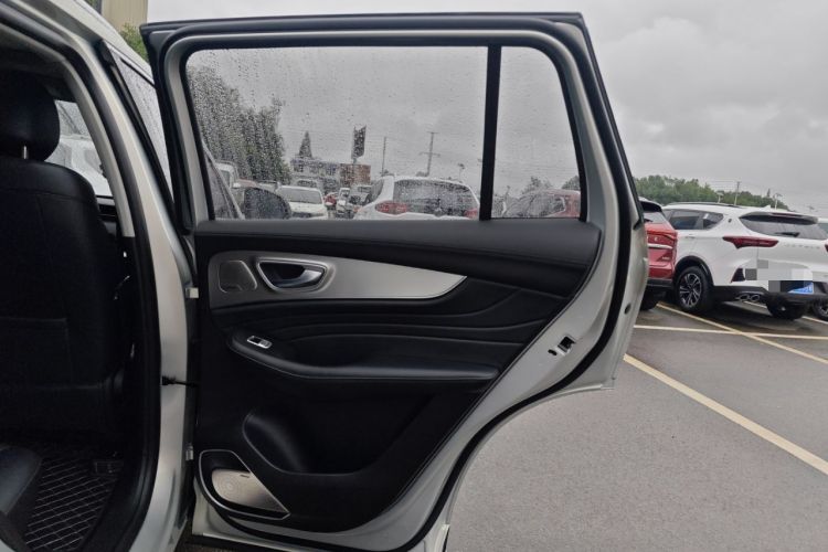 Used Roewe RX5 MAX 2019 300TGI Automatic Smart Cabin Luxury Edition Right Rear Door Interior