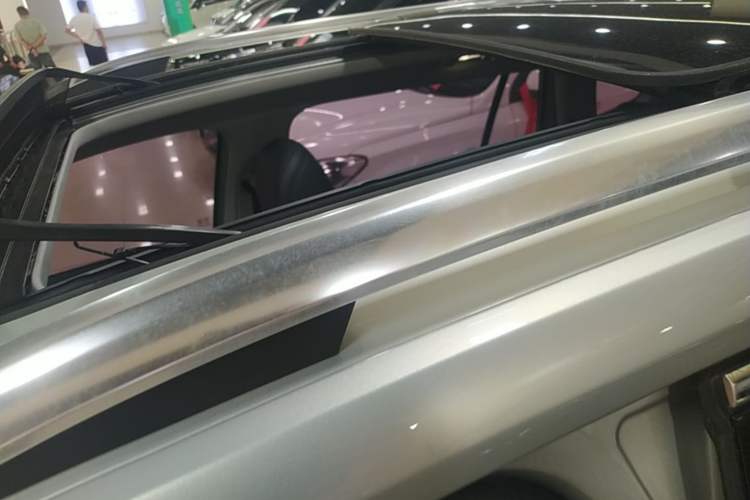Used Roewe RX5 MAX 2019 300TGI Automatic Smart Cabin Flagship Edition Roof
