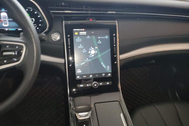 Used Roewe RX5 MAX 2019 300TGI Automatic 4G Connect Luxury Edition Audio And AC Panel