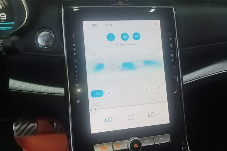 Used Roewe RX5 MAX 2019 400TGI Automatic Smart Cabin Flagship Edition Audio And AC Panel
